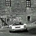 218 Porsche 910-8 J.Siffert - H.Hermann (35)